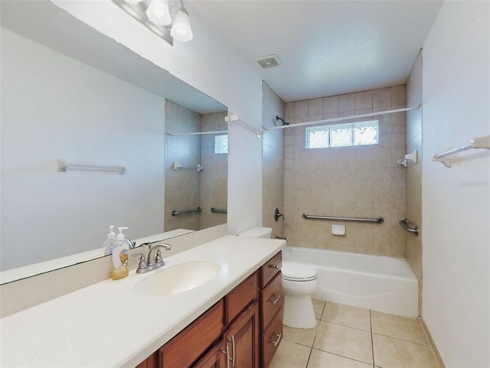 For Sale: $365,000 (3 beds, 2 baths, 1731 Square Feet)