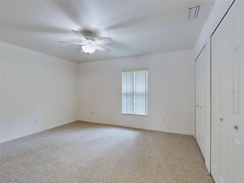 For Sale: $365,000 (3 beds, 2 baths, 1731 Square Feet)
