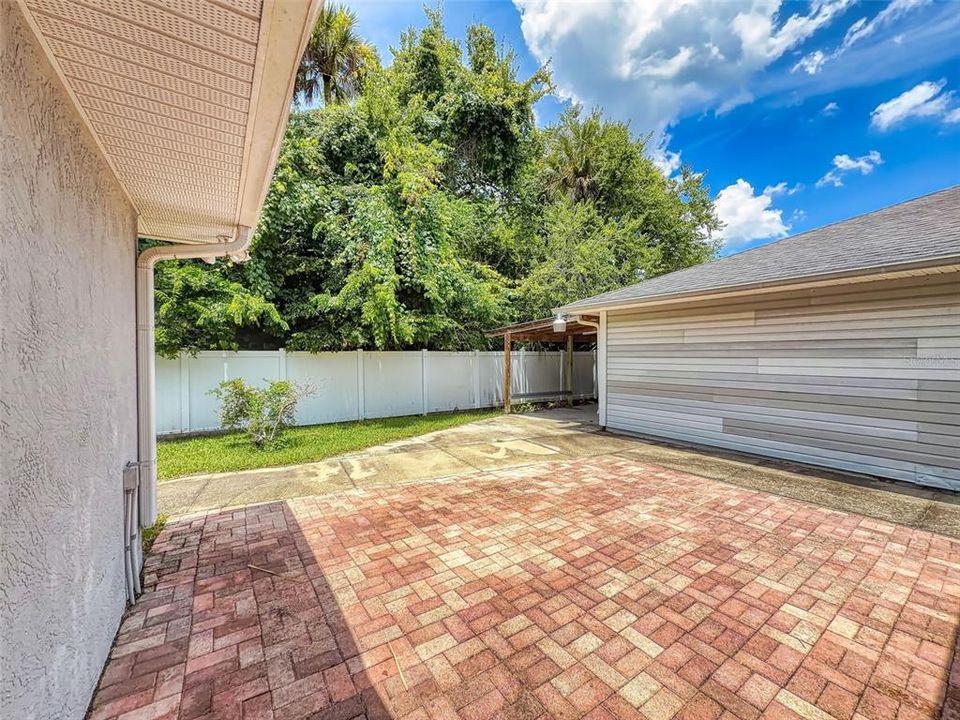 For Sale: $365,000 (3 beds, 2 baths, 1731 Square Feet)