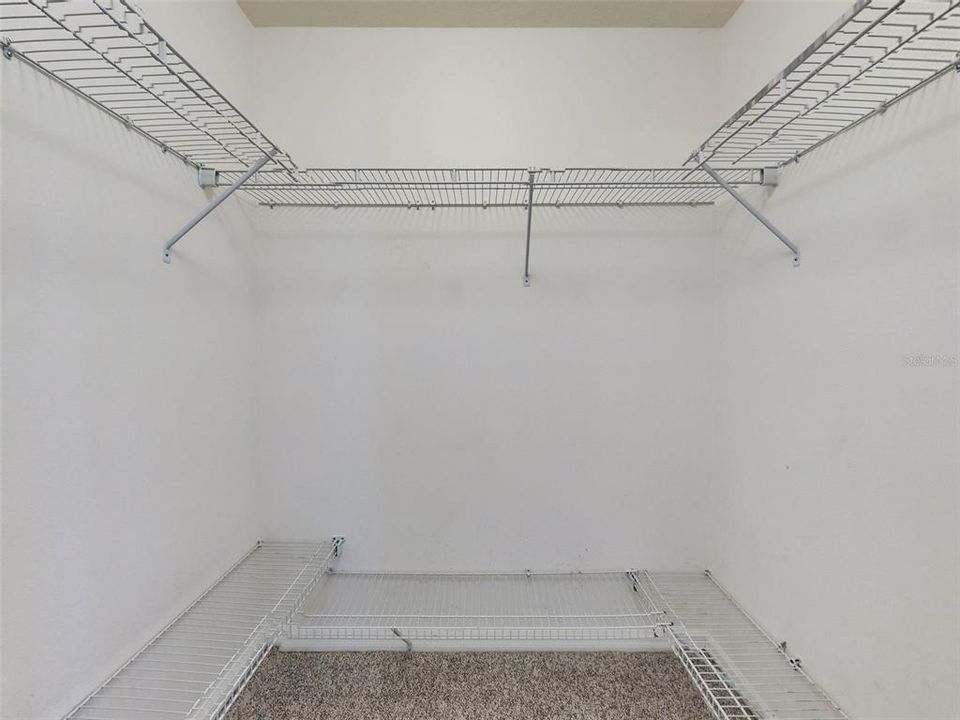 For Sale: $365,000 (3 beds, 2 baths, 1731 Square Feet)