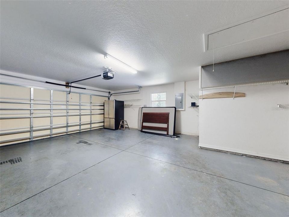For Sale: $365,000 (3 beds, 2 baths, 1731 Square Feet)