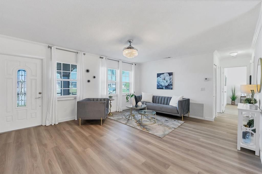 For Sale: $299,900 (2 beds, 2 baths, 1068 Square Feet)