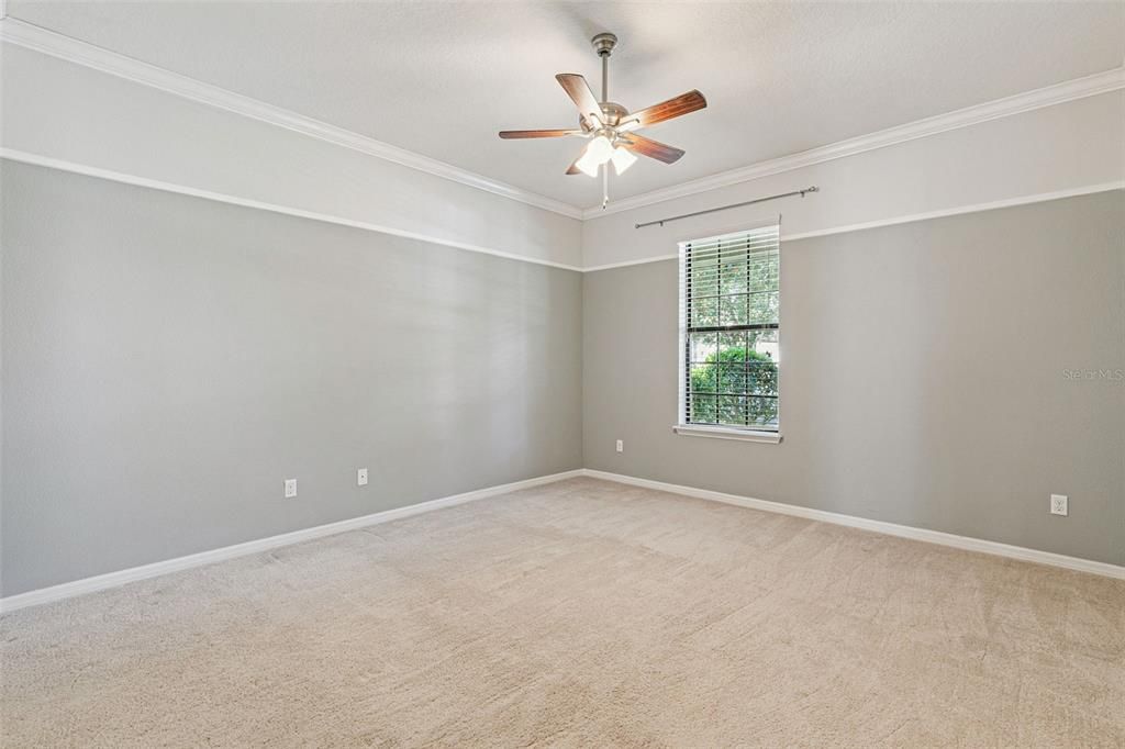 For Rent: $3,100 (3 beds, 2 baths, 1910 Square Feet)