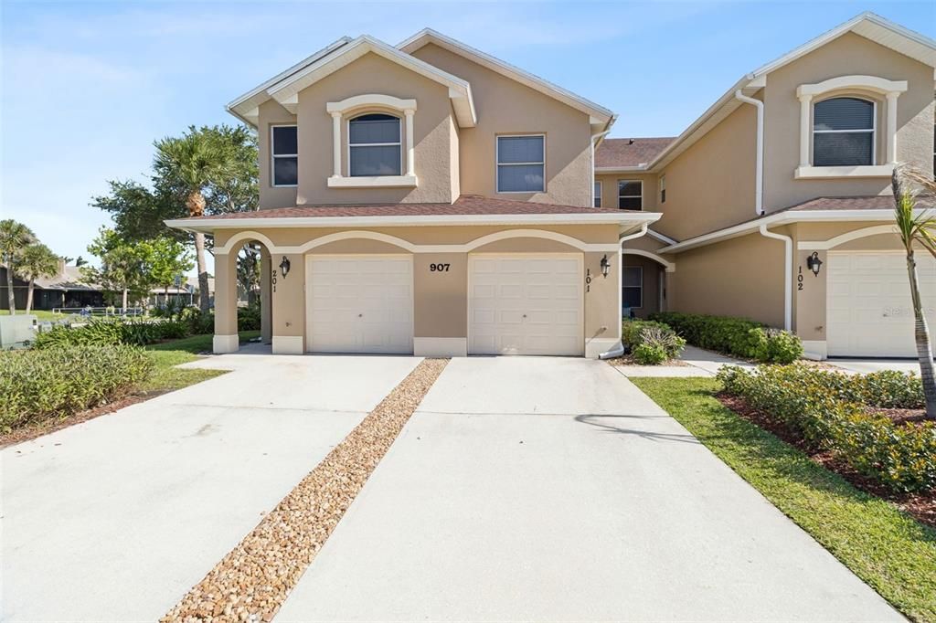 For Sale: $287,000 (3 beds, 2 baths, 1602 Square Feet)