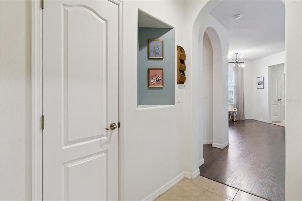 For Sale: $287,000 (3 beds, 2 baths, 1602 Square Feet)