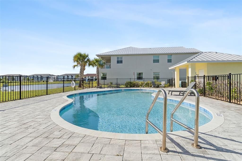 For Sale: $287,000 (3 beds, 2 baths, 1602 Square Feet)