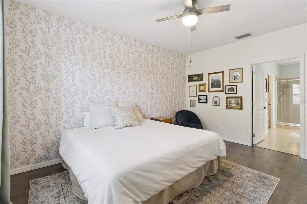 For Sale: $287,000 (3 beds, 2 baths, 1602 Square Feet)