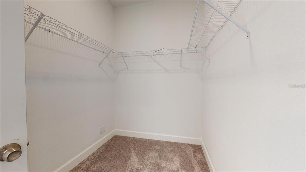 For Rent: $3,800 (3 beds, 2 baths, 2070 Square Feet)