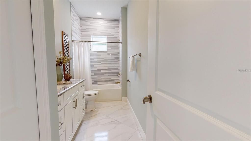 For Rent: $3,800 (3 beds, 2 baths, 2070 Square Feet)