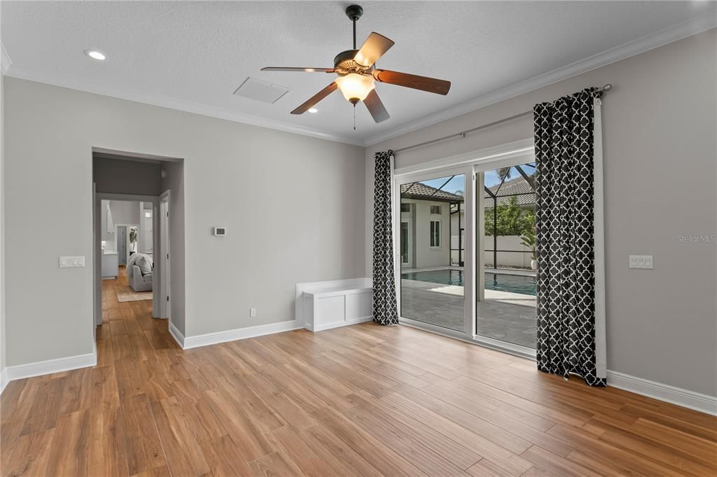 For Sale: $2,295,000 (5 beds, 4 baths, 4254 Square Feet)