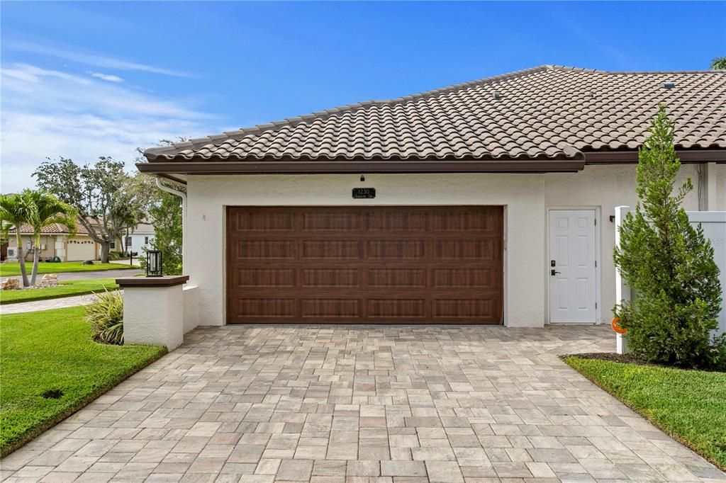 For Sale: $2,295,000 (5 beds, 4 baths, 4254 Square Feet)
