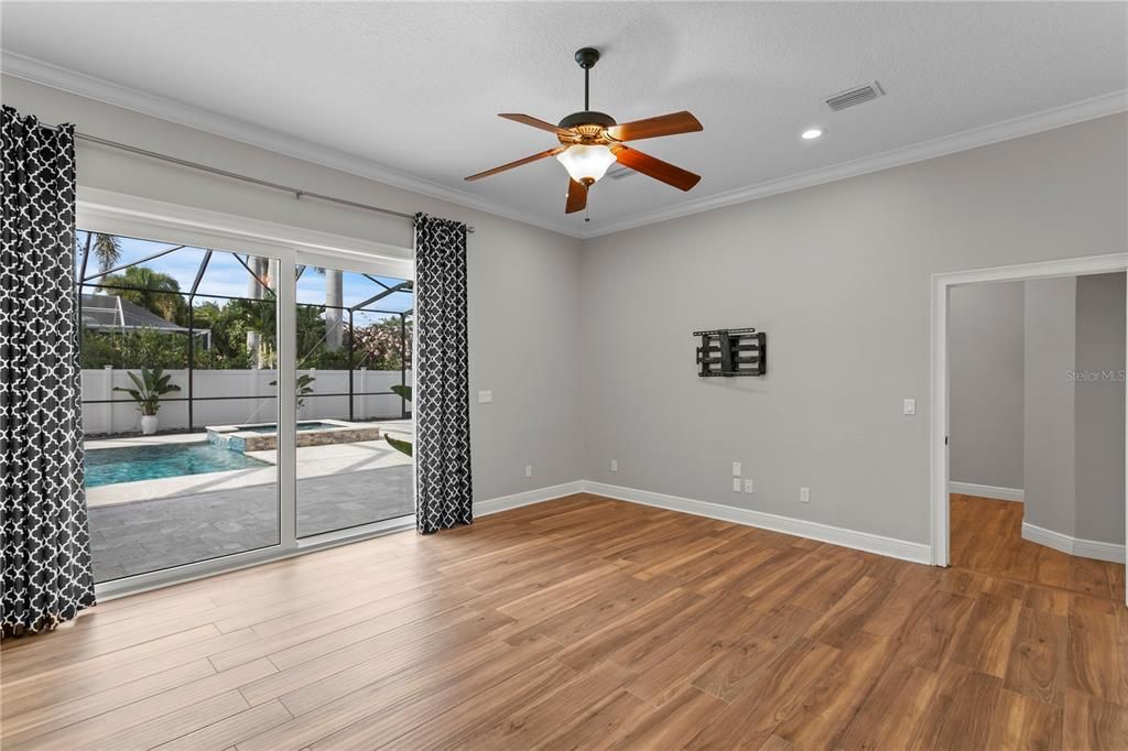 For Sale: $2,295,000 (5 beds, 4 baths, 4254 Square Feet)