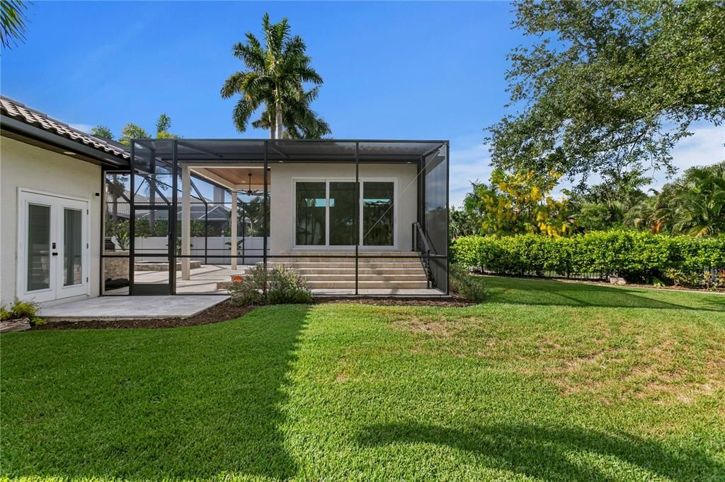 For Sale: $2,295,000 (5 beds, 4 baths, 4254 Square Feet)