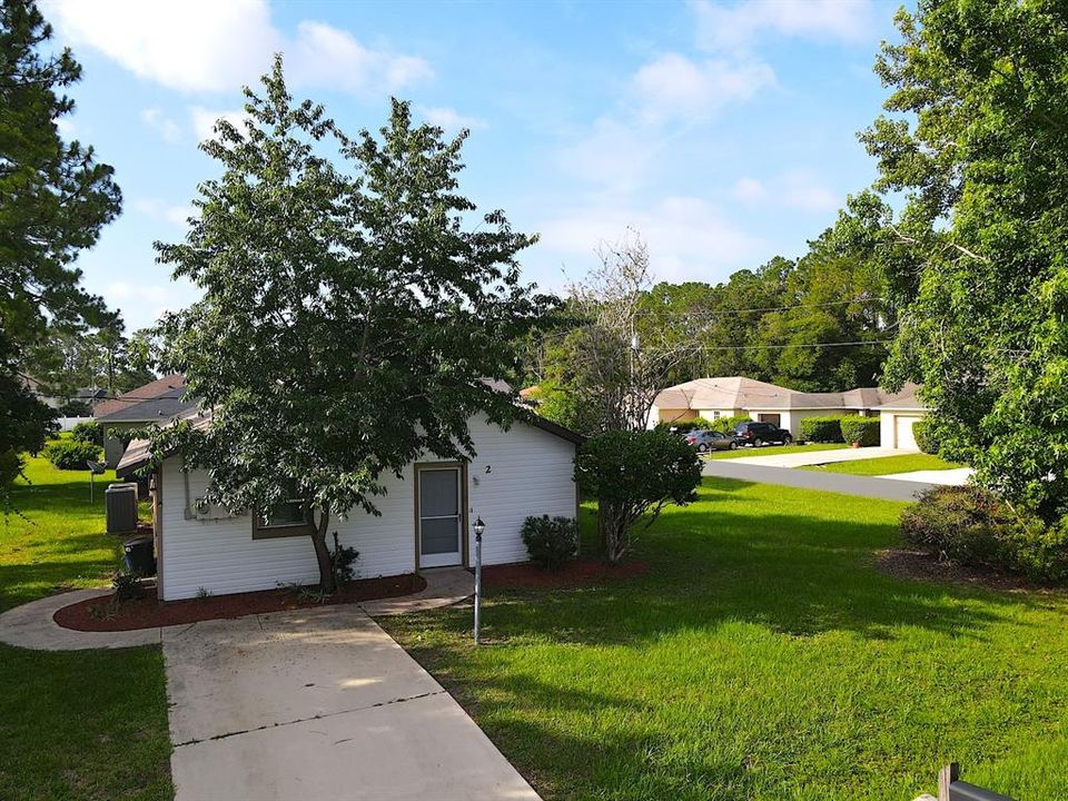 For Rent: $1,300 (2 beds, 1 baths, 986 Square Feet)