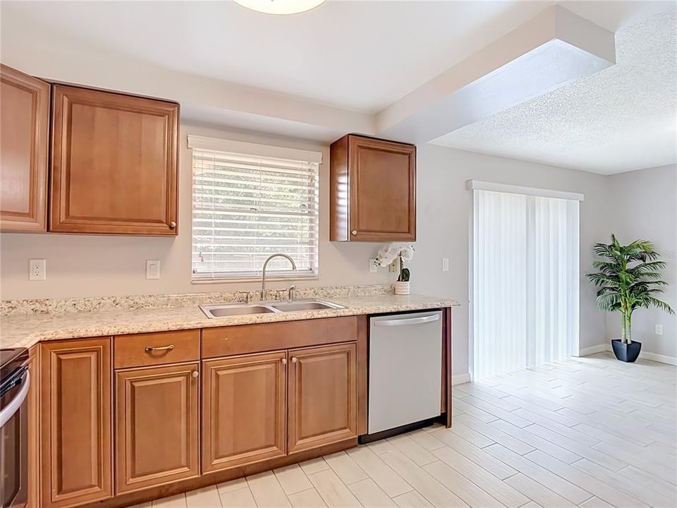 En Venta: $289,900 (2 camas, 2 baños, 1022 Pies cuadrados)