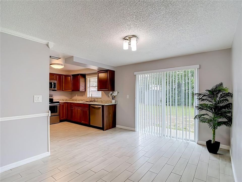 En Venta: $289,900 (2 camas, 2 baños, 1022 Pies cuadrados)