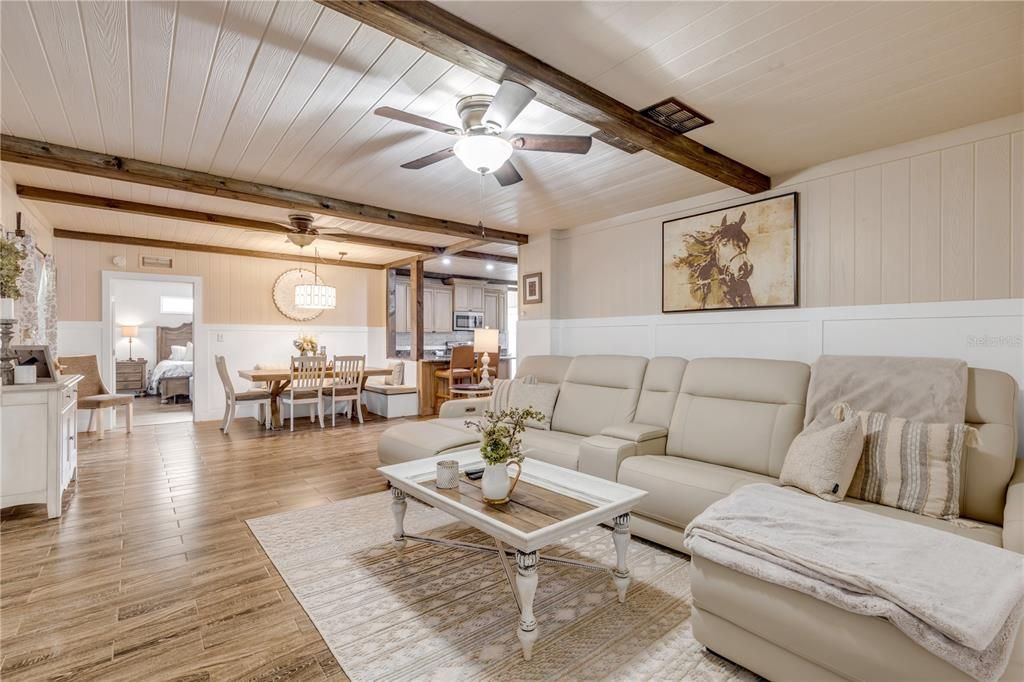 For Sale: $1,340,000 (6 beds, 5 baths, 5648 Square Feet)