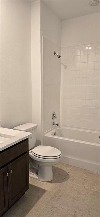 В аренду: $2,950 (3 спален, 2 ванн, 1731 Квадратных фут)