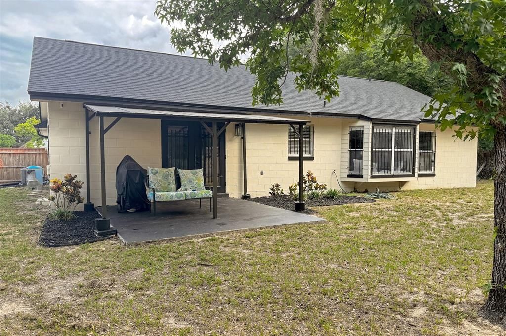 En Venta: $345,000 (3 camas, 2 baños, 1542 Pies cuadrados)