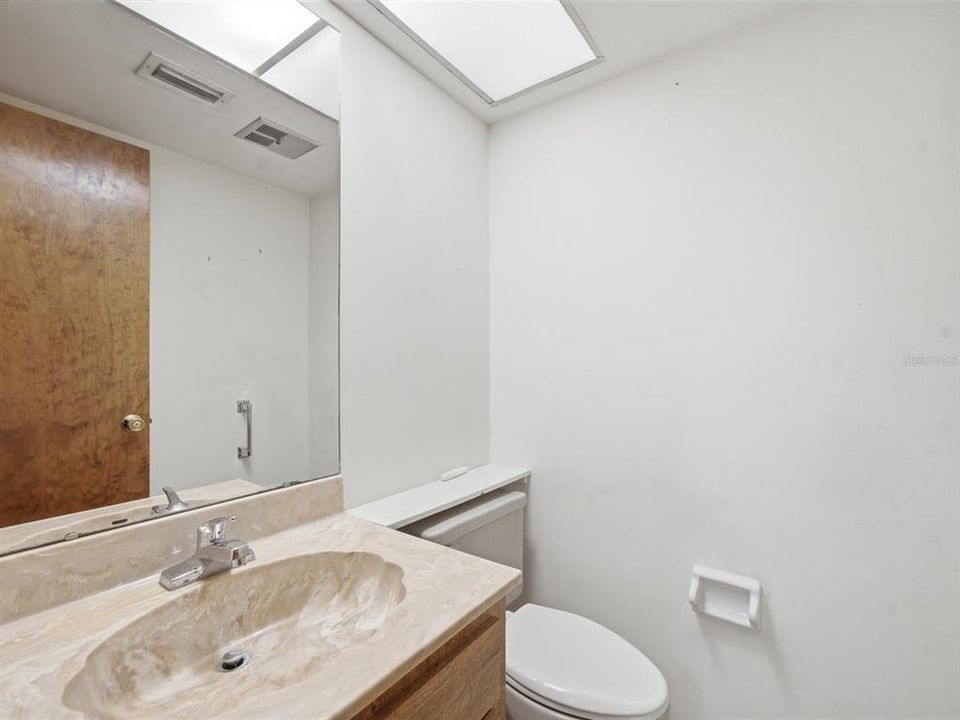 For Sale: $275,000 (3 beds, 2 baths, 1825 Square Feet)