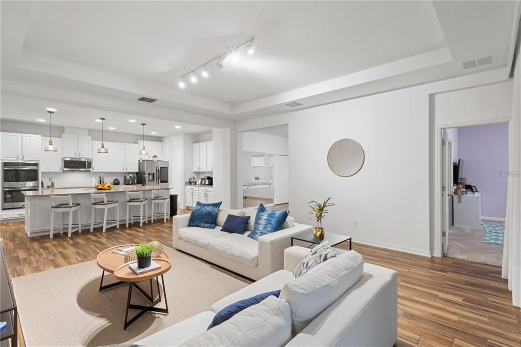 For Sale: $880,000 (4 beds, 3 baths, 2876 Square Feet)