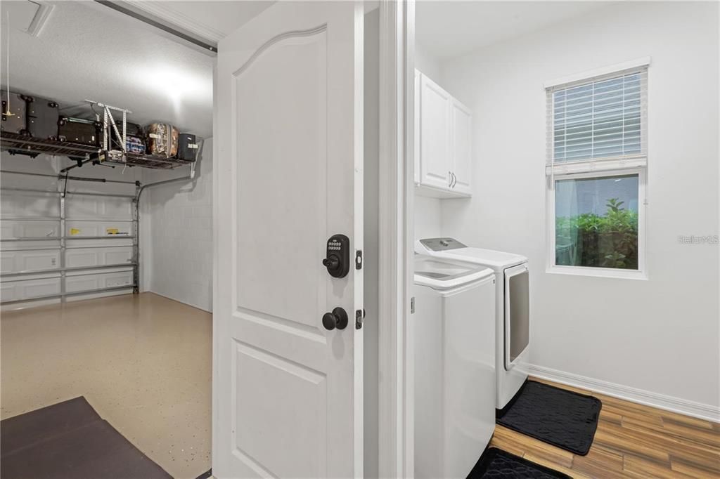For Sale: $880,000 (4 beds, 3 baths, 2876 Square Feet)