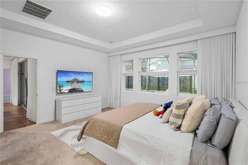 For Sale: $880,000 (4 beds, 3 baths, 2876 Square Feet)