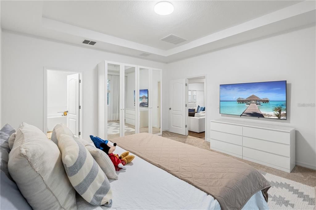 For Sale: $880,000 (4 beds, 3 baths, 2876 Square Feet)