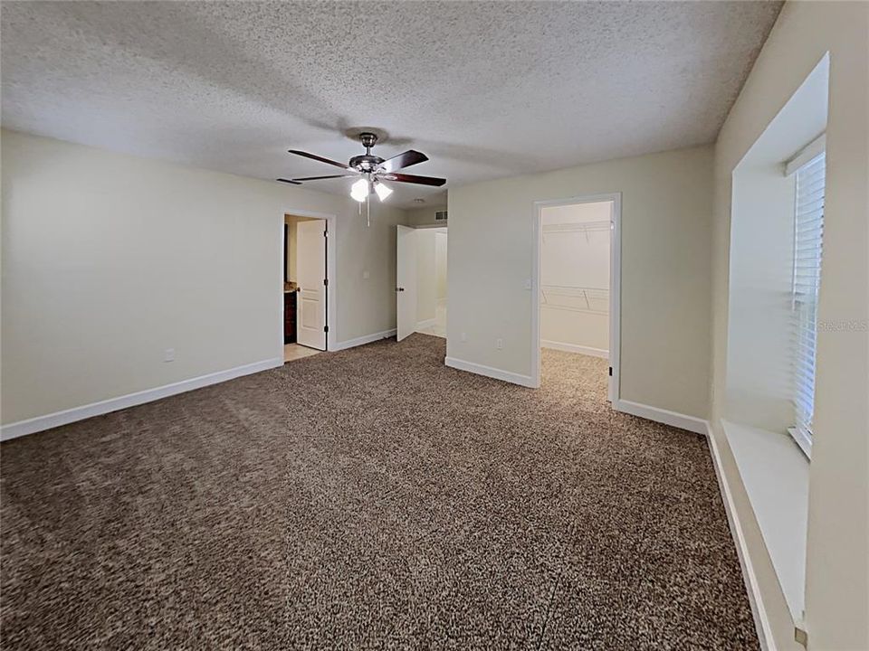 For Sale: $450,000 (3 beds, 2 baths, 1506 Square Feet)