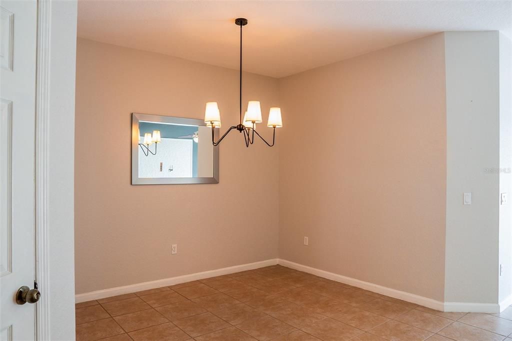 En Venta: $199,900 (3 camas, 2 baños, 1596 Pies cuadrados)