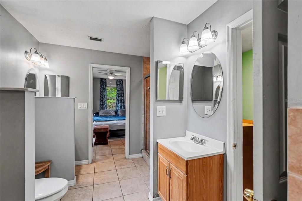 For Sale: $340,000 (3 beds, 2 baths, 1806 Square Feet)