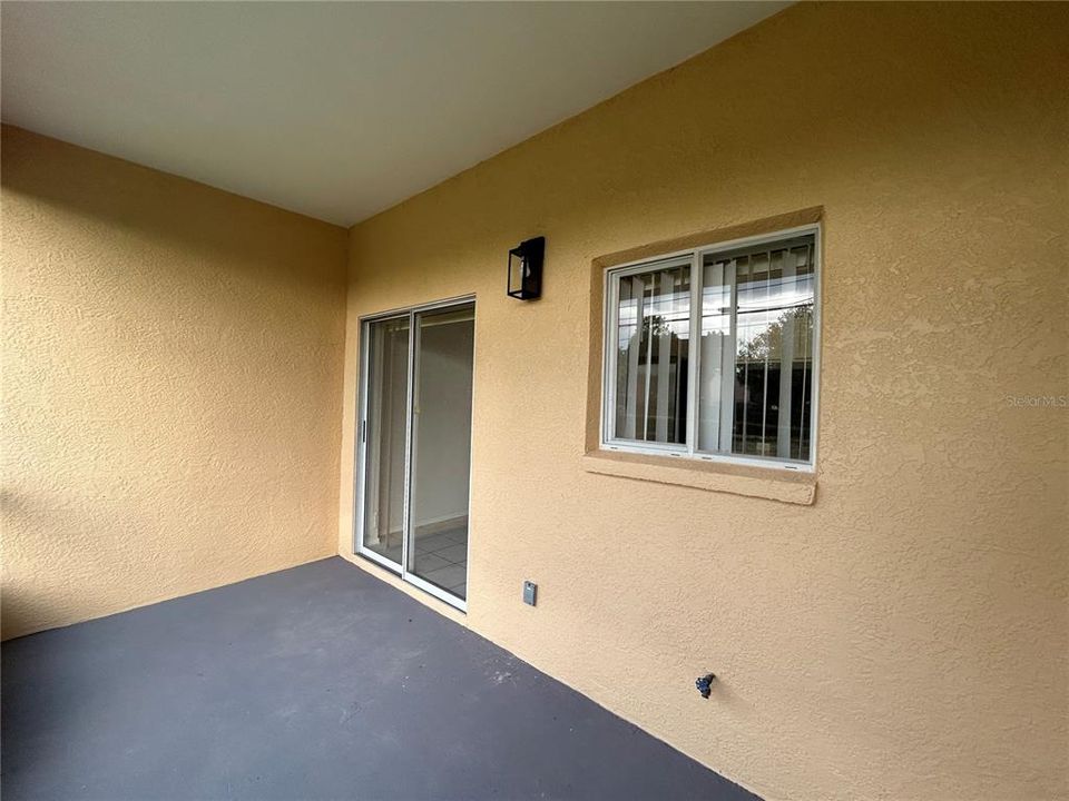 For Rent: $2,200 (2 beds, 2 baths, 1490 Square Feet)