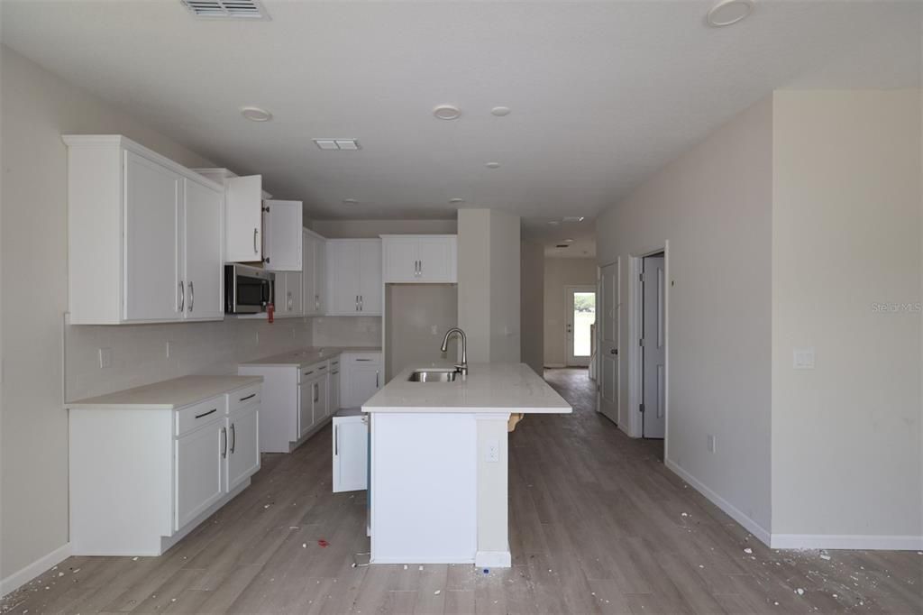 En Venta: $383,990 (3 camas, 2 baños, 1833 Pies cuadrados)