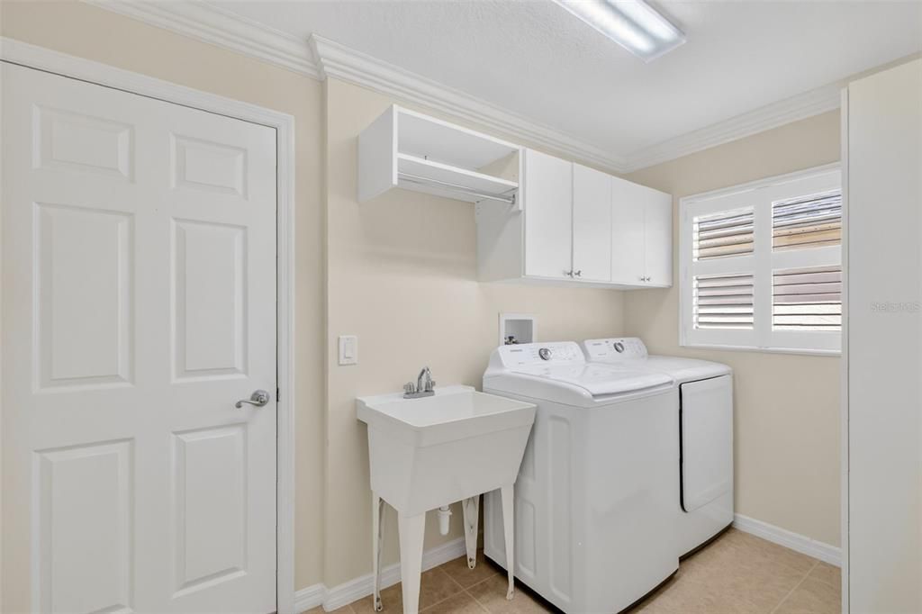 En Venta: $425,000 (3 camas, 2 baños, 1802 Pies cuadrados)