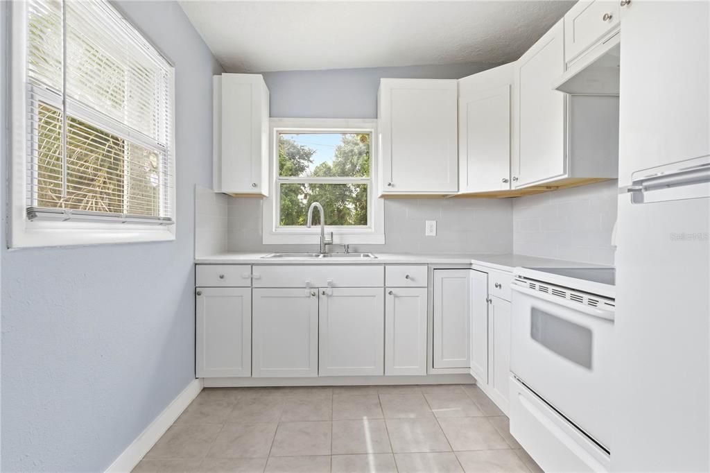 For Sale: $199,900 (3 beds, 2 baths, 1152 Square Feet)