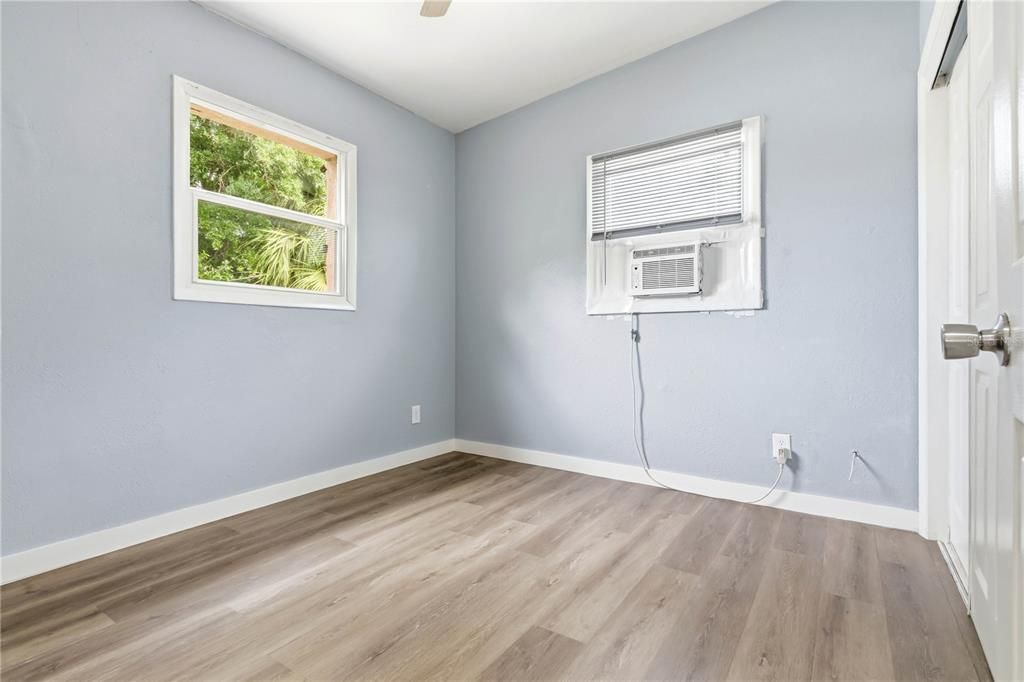 For Sale: $199,900 (3 beds, 2 baths, 1152 Square Feet)