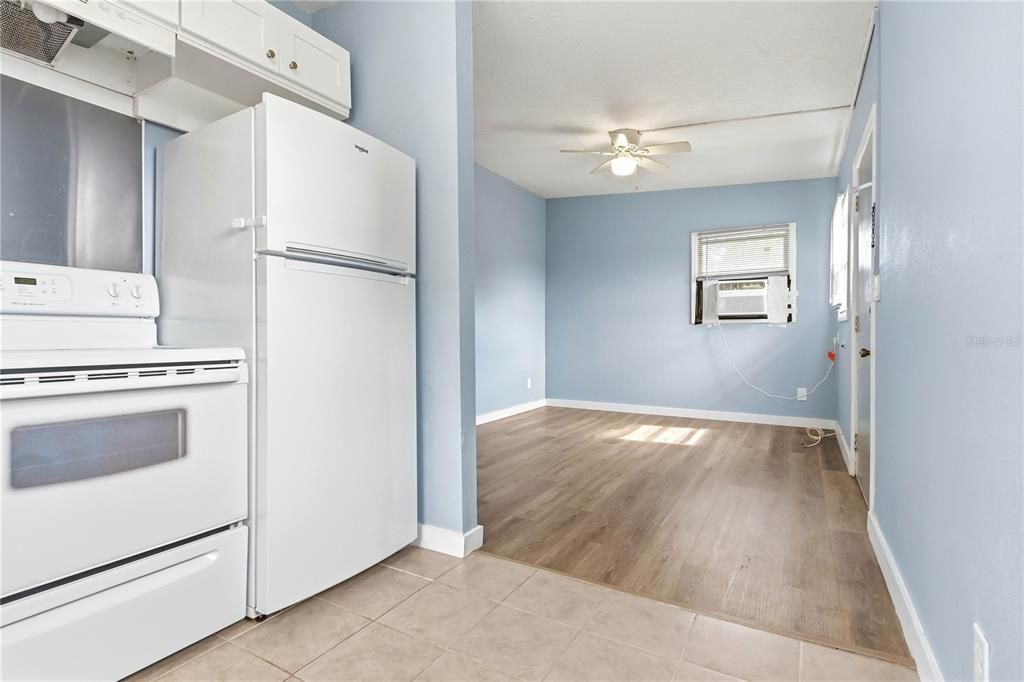 For Sale: $199,900 (3 beds, 2 baths, 1152 Square Feet)