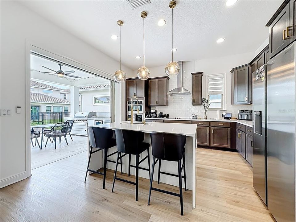 En Venta: $839,900 (4 camas, 3 baños, 2364 Pies cuadrados)
