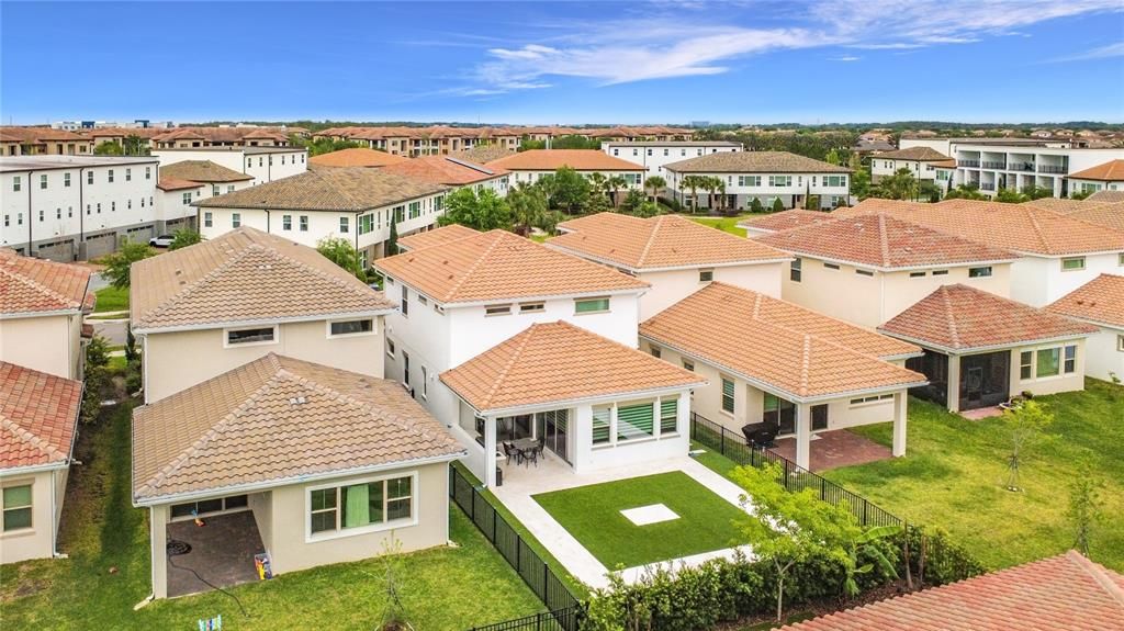 En Venta: $839,900 (4 camas, 3 baños, 2364 Pies cuadrados)
