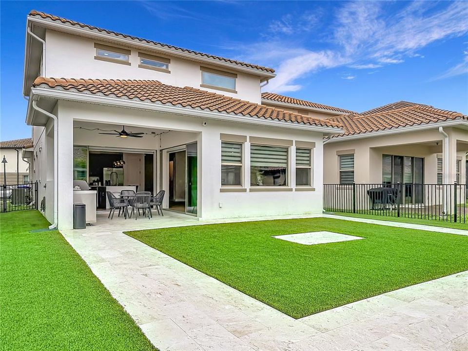 En Venta: $839,900 (4 camas, 3 baños, 2364 Pies cuadrados)