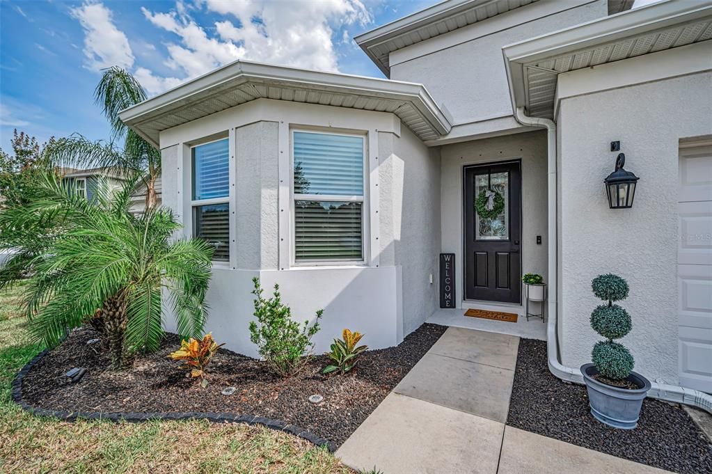 For Sale: $465,000 (4 beds, 2 baths, 1931 Square Feet)