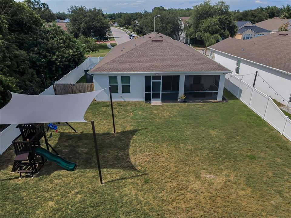 For Sale: $465,000 (4 beds, 2 baths, 1931 Square Feet)