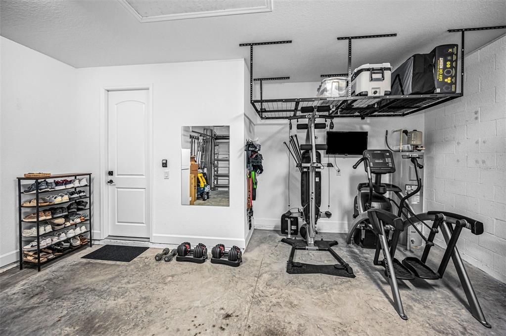 For Sale: $465,000 (4 beds, 2 baths, 1931 Square Feet)