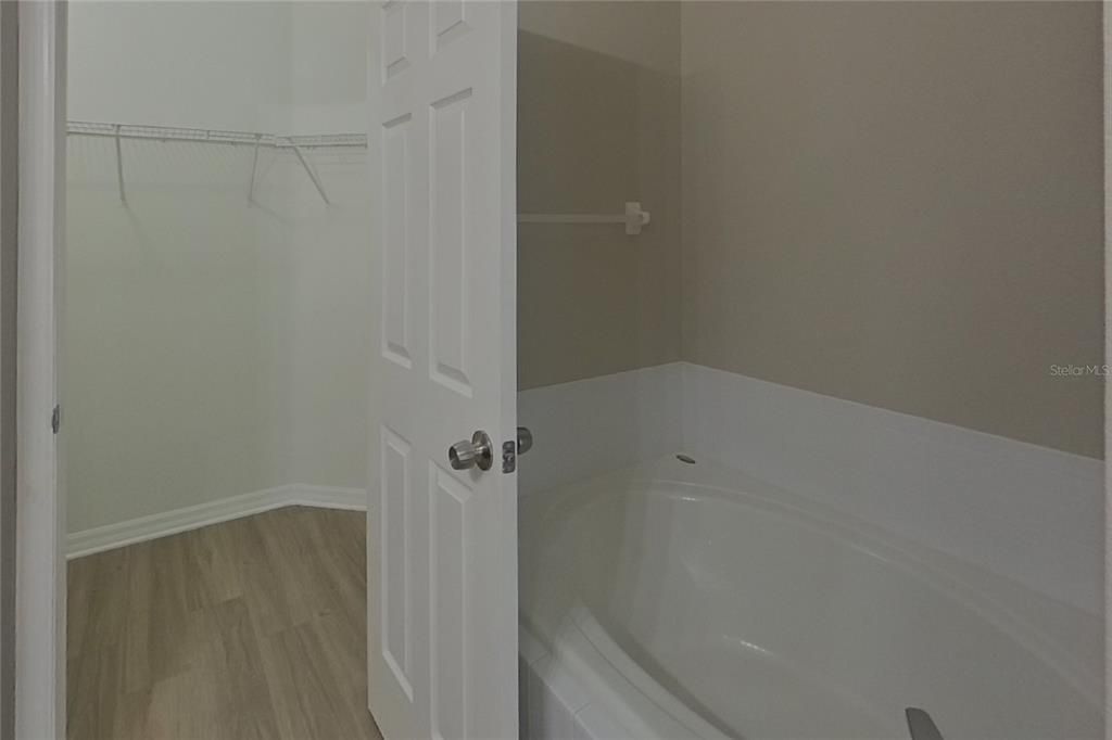 En Renta: $2,659 (4 camas, 2 baños, 1635 Pies cuadrados)