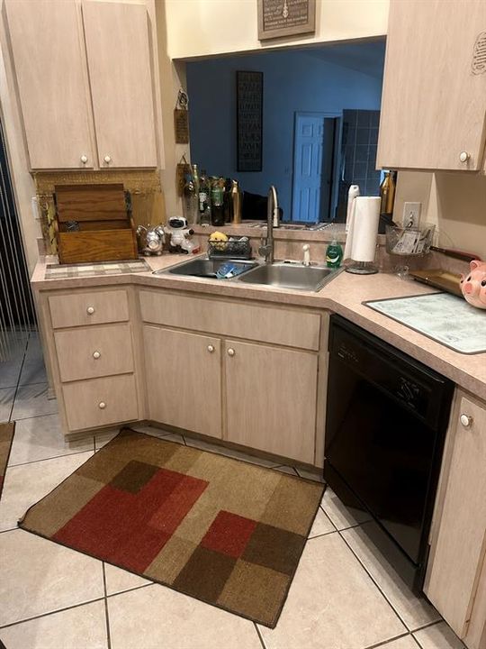 En Venta: $214,900 (3 camas, 2 baños, 2013 Pies cuadrados)