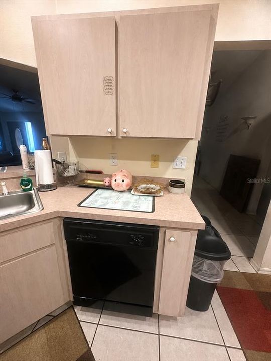 En Venta: $214,900 (3 camas, 2 baños, 2013 Pies cuadrados)