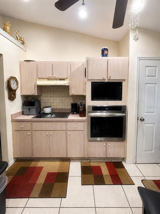 En Venta: $214,900 (3 camas, 2 baños, 2013 Pies cuadrados)