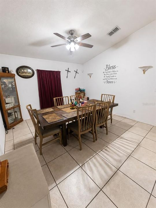 En Venta: $214,900 (3 camas, 2 baños, 2013 Pies cuadrados)