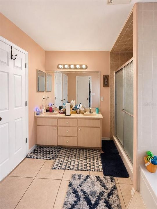 En Venta: $214,900 (3 camas, 2 baños, 2013 Pies cuadrados)
