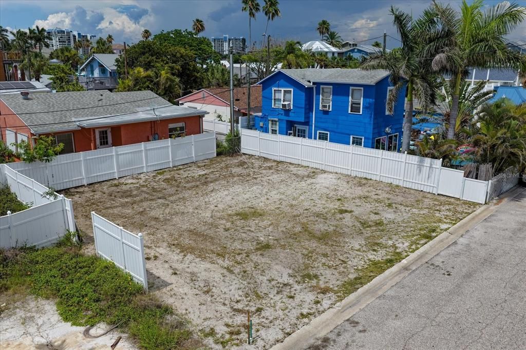 For Sale: $350,000 (0.06 acres)